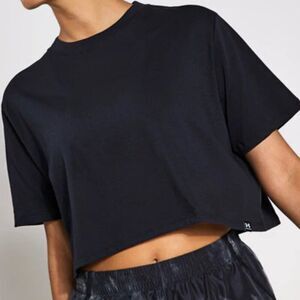 UNDER ARMOUR Short Sleeve Dropped shoulders Black Crop Top Womens Large